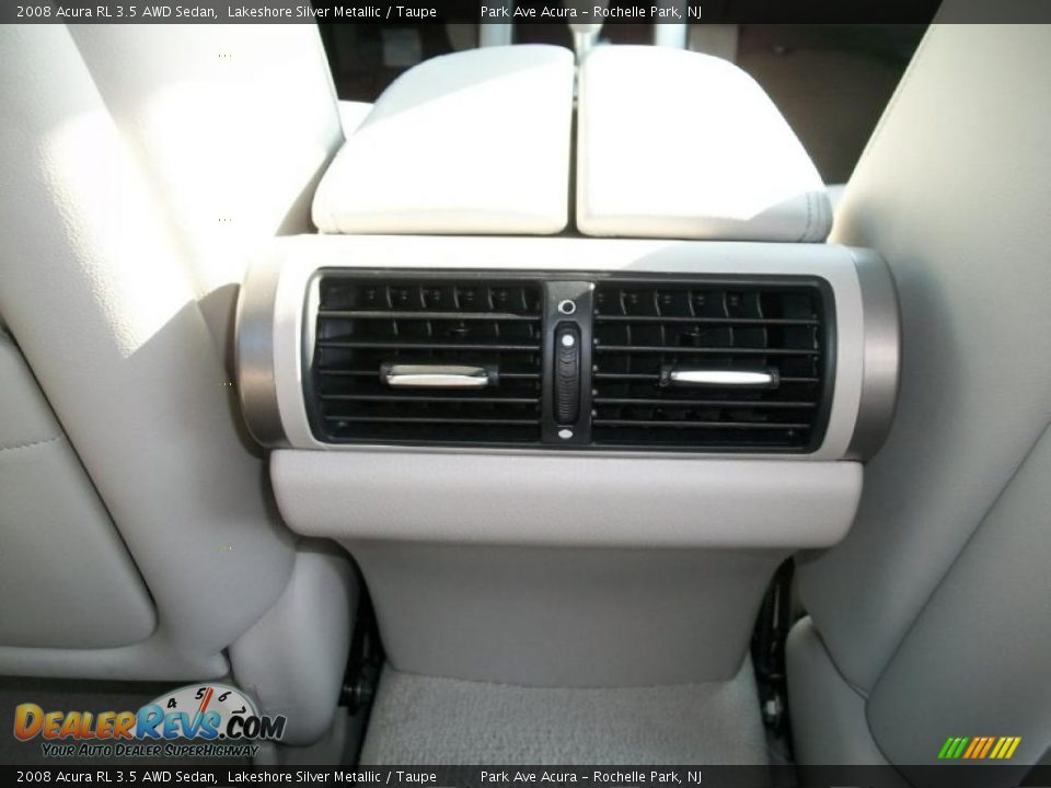 2008 Acura RL 3.5 AWD Sedan Lakeshore Silver Metallic / Taupe Photo #25