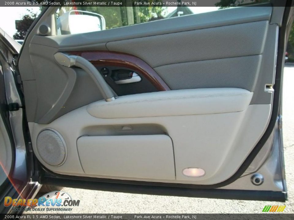 2008 Acura RL 3.5 AWD Sedan Lakeshore Silver Metallic / Taupe Photo #26