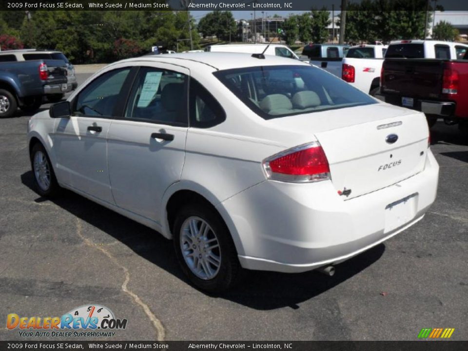 2009 Ford Focus SE Sedan White Suede / Medium Stone Photo #2