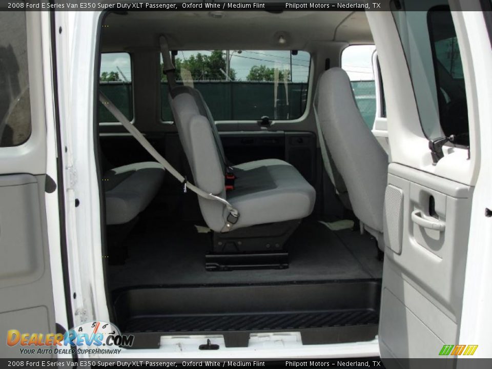 2008 Ford E Series Van E350 Super Duty XLT Passenger Oxford White / Medium Flint Photo #24