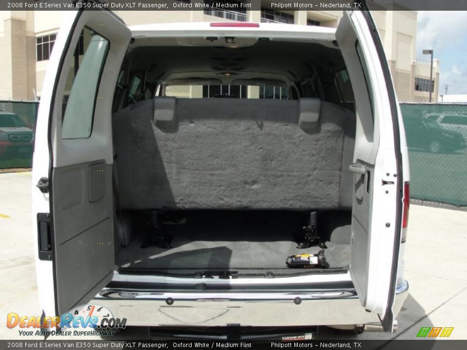 2008 Ford E Series Van E350 Super Duty XLT Passenger Oxford White / Medium Flint Photo #28