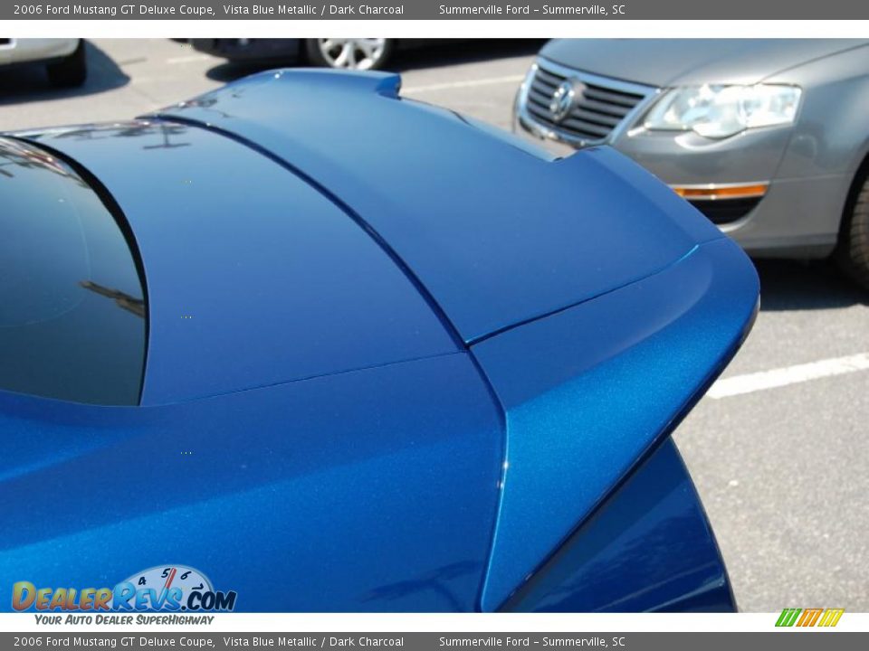 2006 Ford Mustang GT Deluxe Coupe Vista Blue Metallic / Dark Charcoal Photo #18