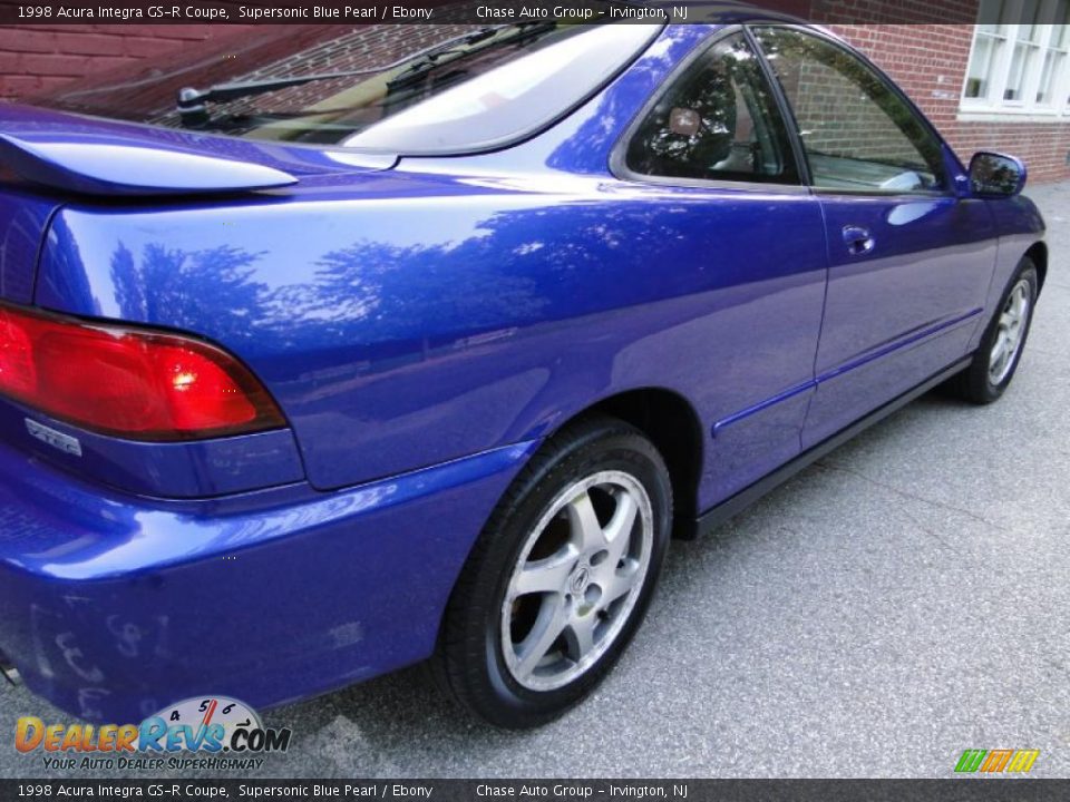 1998 Acura Integra GS-R Coupe Supersonic Blue Pearl / Ebony Photo #14