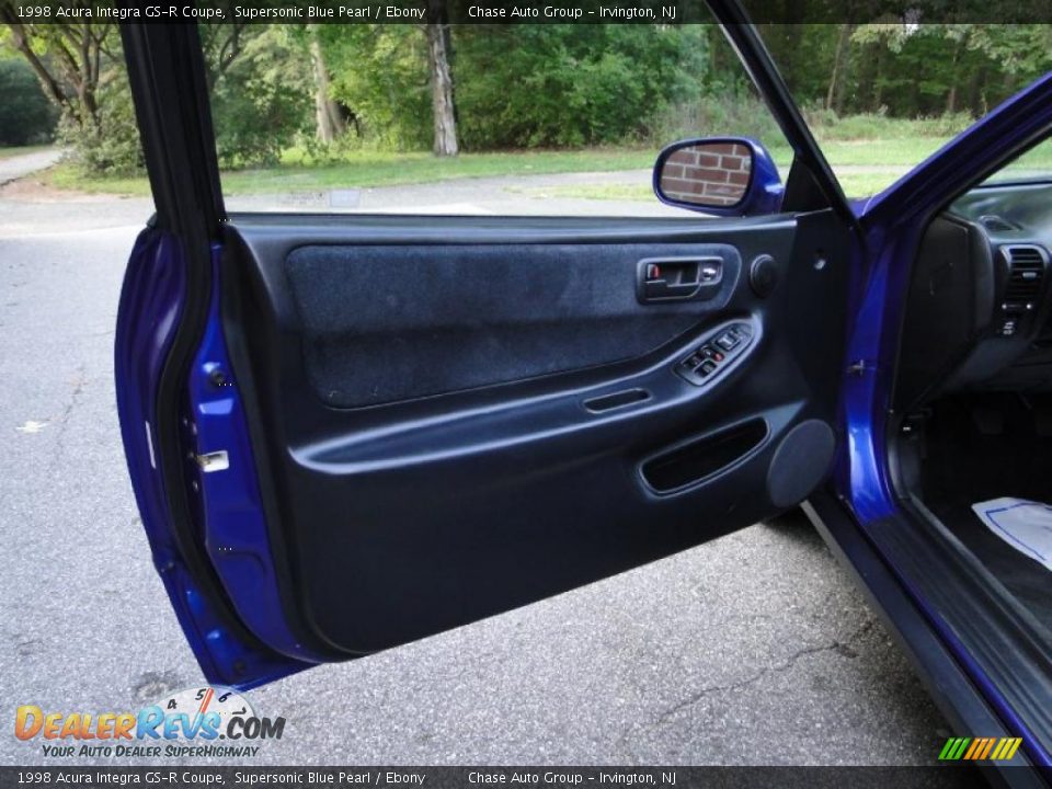 1998 Acura Integra GS-R Coupe Supersonic Blue Pearl / Ebony Photo #20