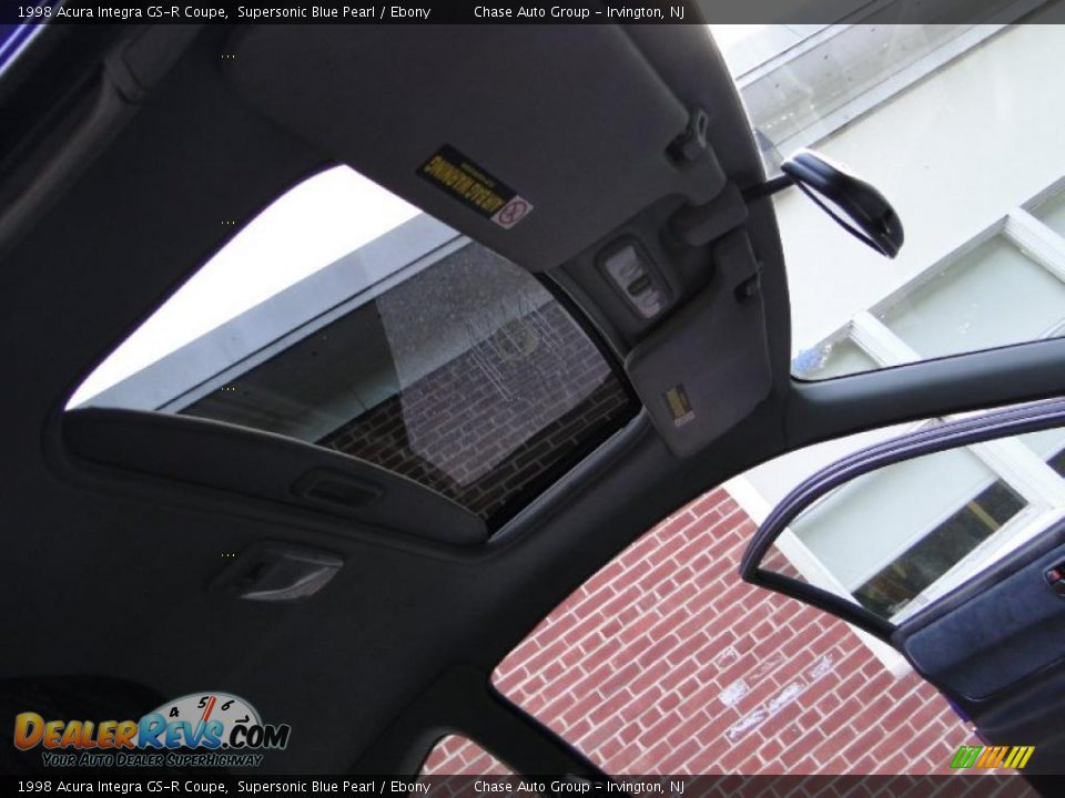 1998 Acura Integra GS-R Coupe Supersonic Blue Pearl / Ebony Photo #30