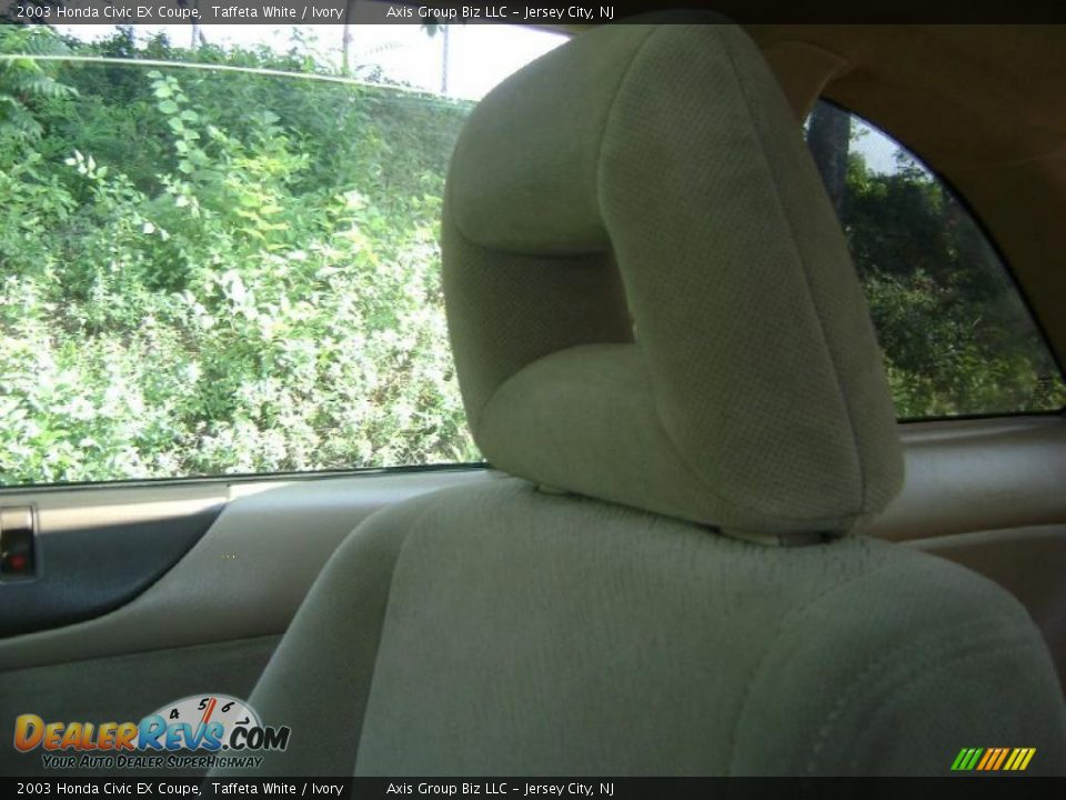2003 Honda Civic EX Coupe Taffeta White / Ivory Photo #14