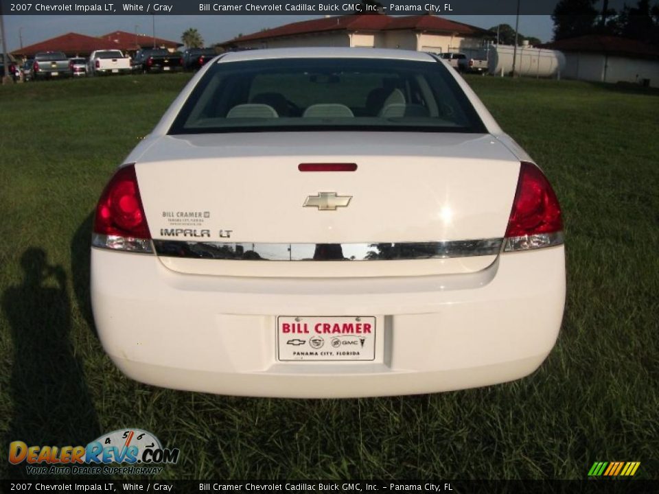 2007 Chevrolet Impala LT White / Gray Photo #3
