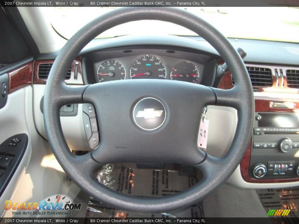 2007 Chevrolet Impala LT White / Gray Photo #7