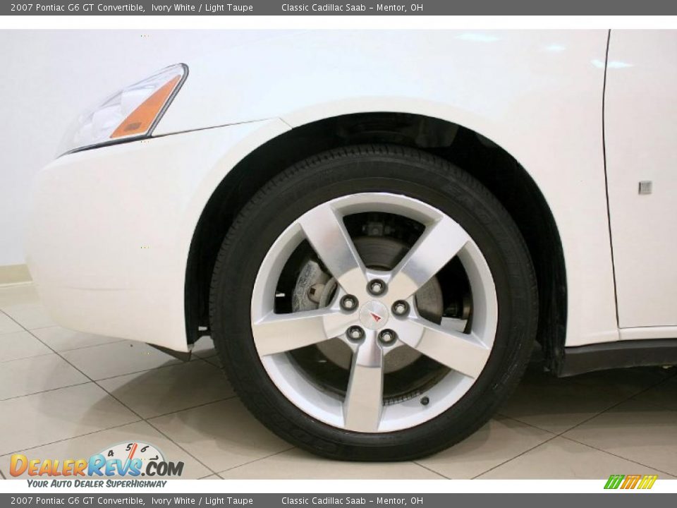 2007 Pontiac G6 GT Convertible Ivory White / Light Taupe Photo #26