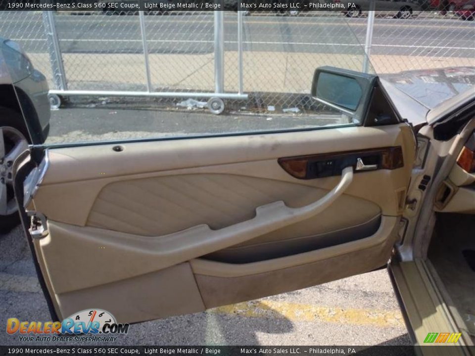 1990 Mercedes-Benz S Class 560 SEC Coupe Light Beige Metallic / Beige Photo #35