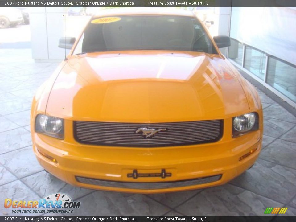 2007 Ford Mustang V6 Deluxe Coupe Grabber Orange / Dark Charcoal Photo #2
