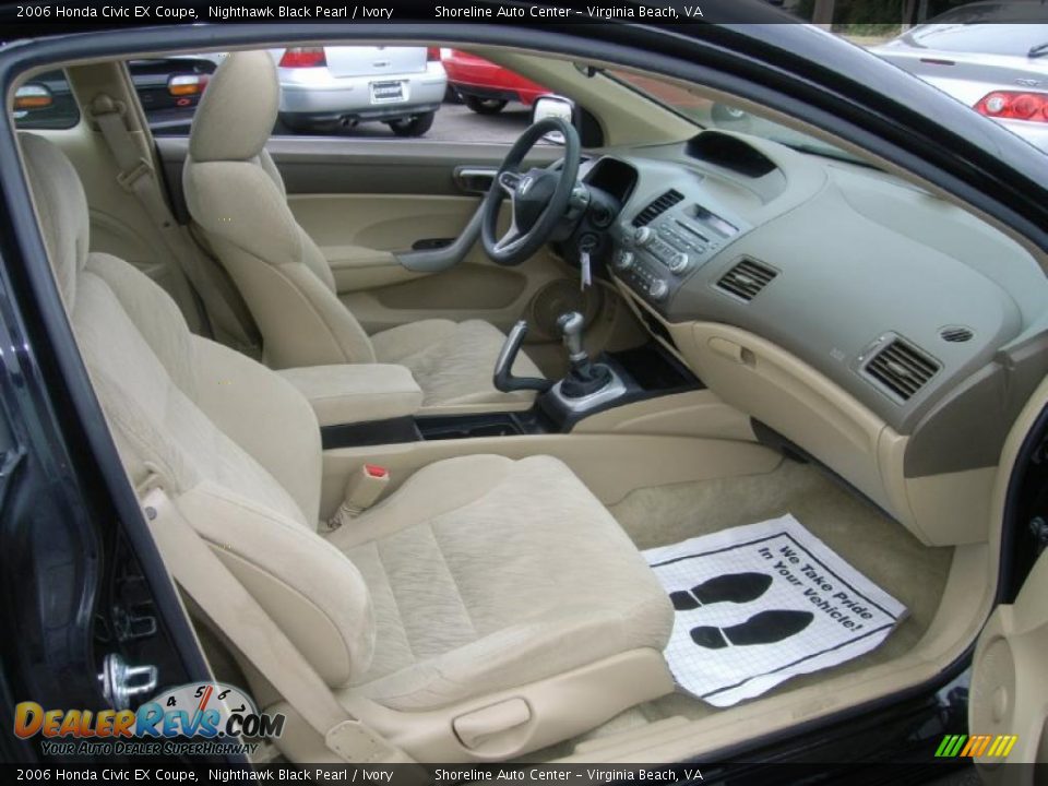 2006 Honda Civic EX Coupe Nighthawk Black Pearl / Ivory Photo #12