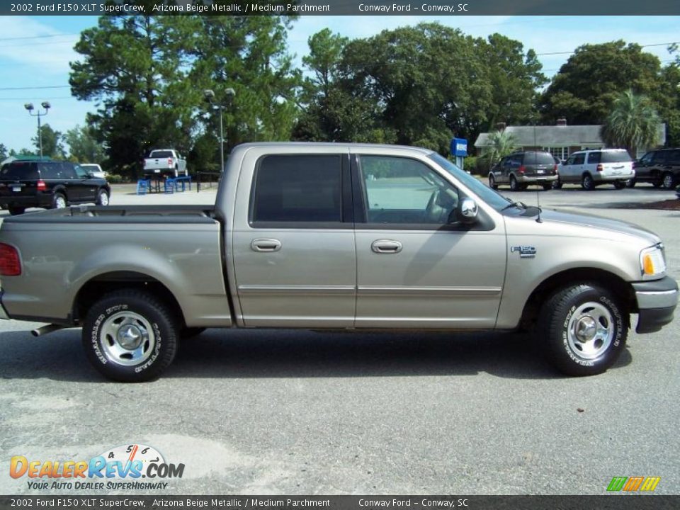 2002 Ford F150 XLT SuperCrew Arizona Beige Metallic / Medium Parchment Photo #4