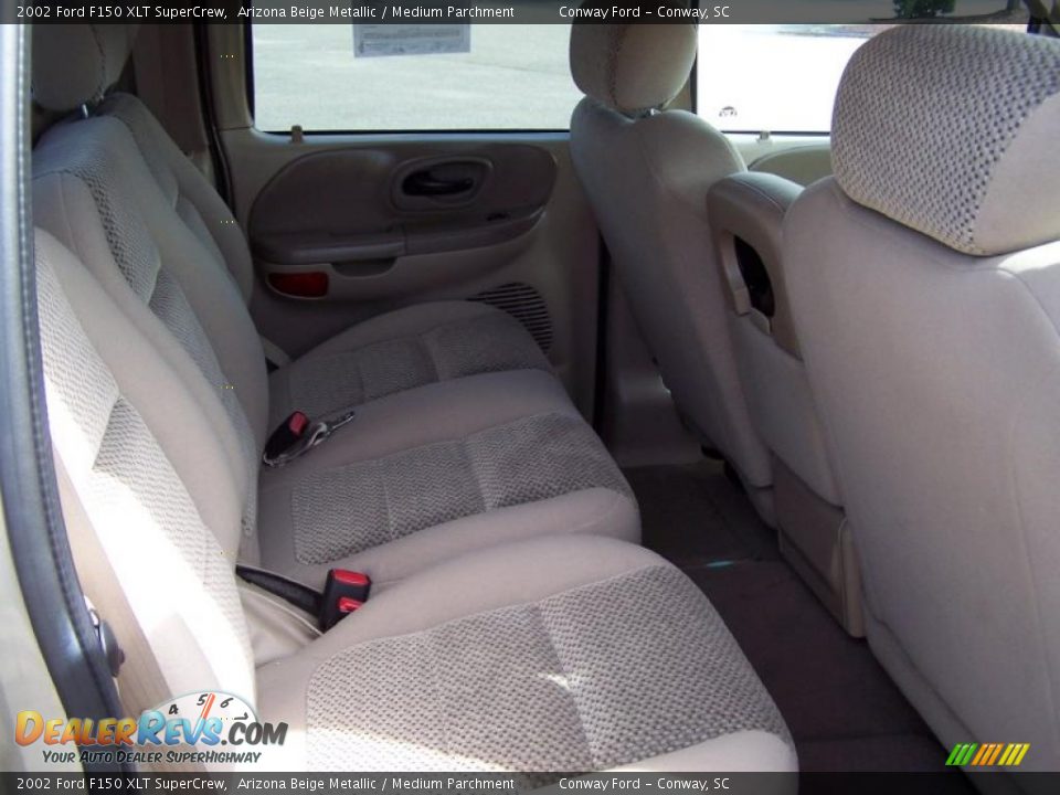 2002 Ford F150 XLT SuperCrew Arizona Beige Metallic / Medium Parchment Photo #15
