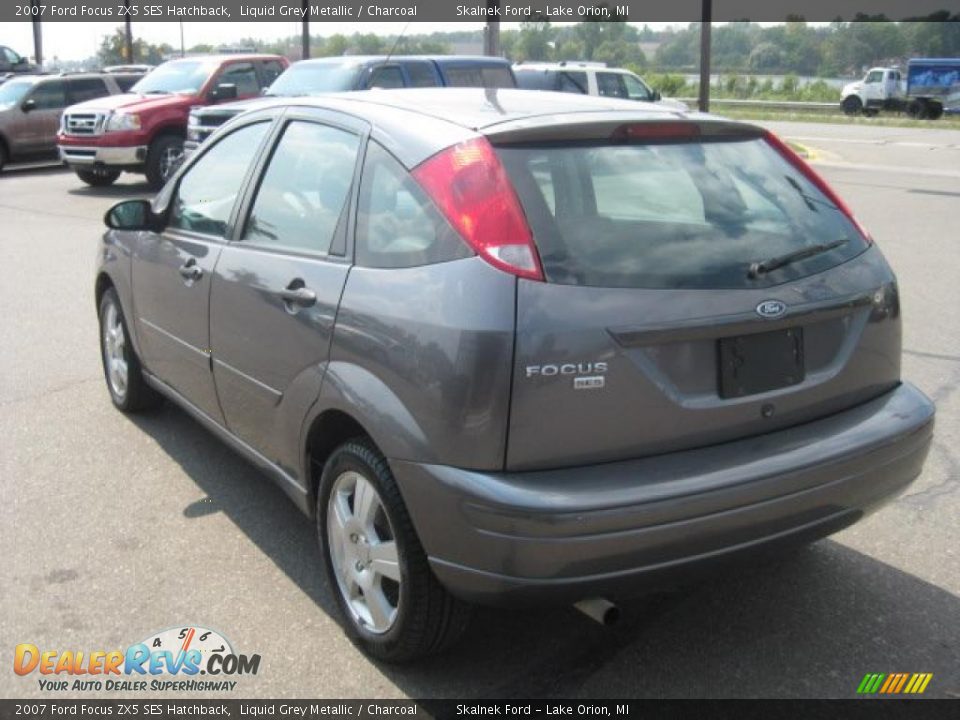 2007 Ford Focus ZX5 SES Hatchback Liquid Grey Metallic / Charcoal Photo #6