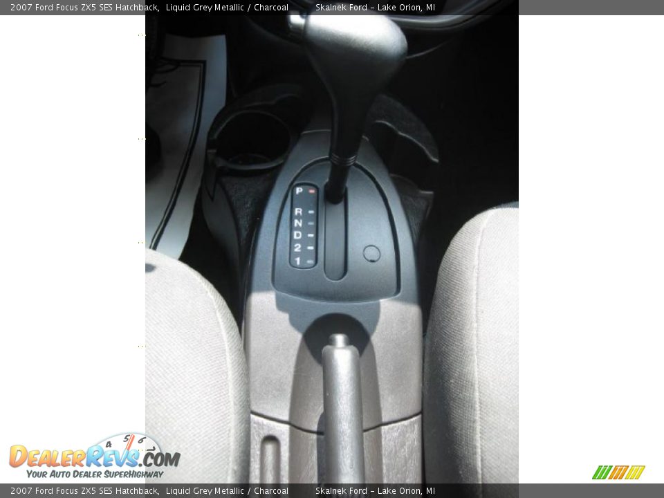 2007 Ford Focus ZX5 SES Hatchback Liquid Grey Metallic / Charcoal Photo #27