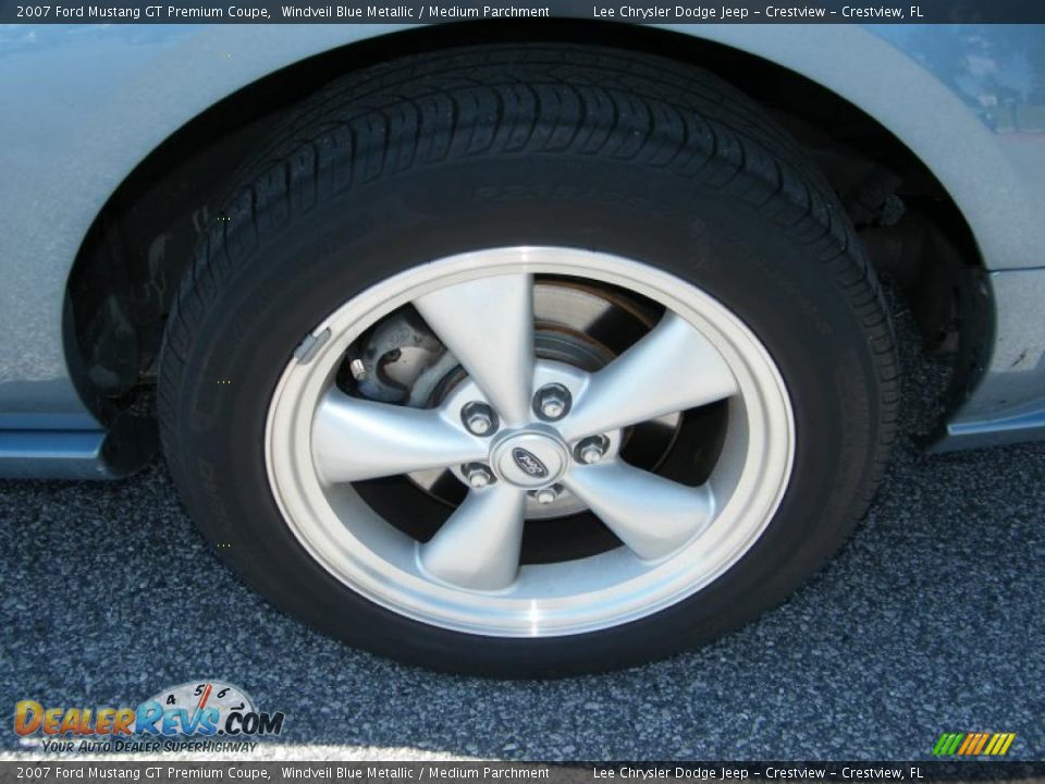 2007 Ford Mustang GT Premium Coupe Windveil Blue Metallic / Medium Parchment Photo #11