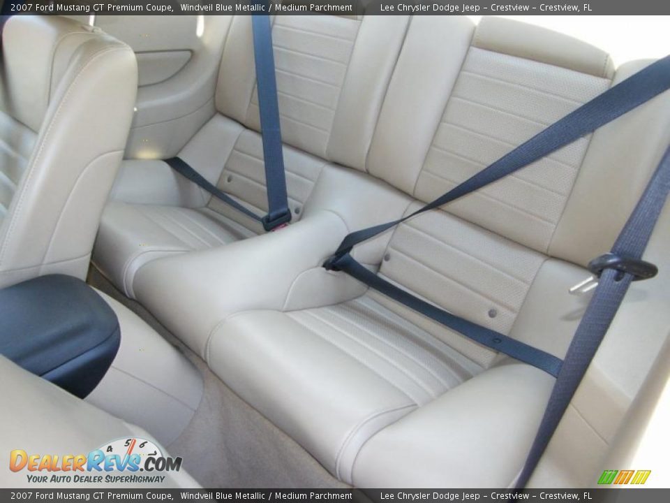 2007 Ford Mustang GT Premium Coupe Windveil Blue Metallic / Medium Parchment Photo #21