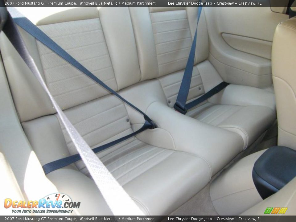 2007 Ford Mustang GT Premium Coupe Windveil Blue Metallic / Medium Parchment Photo #24
