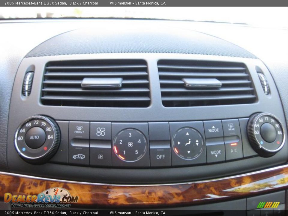 2006 Mercedes-Benz E 350 Sedan Black / Charcoal Photo #13