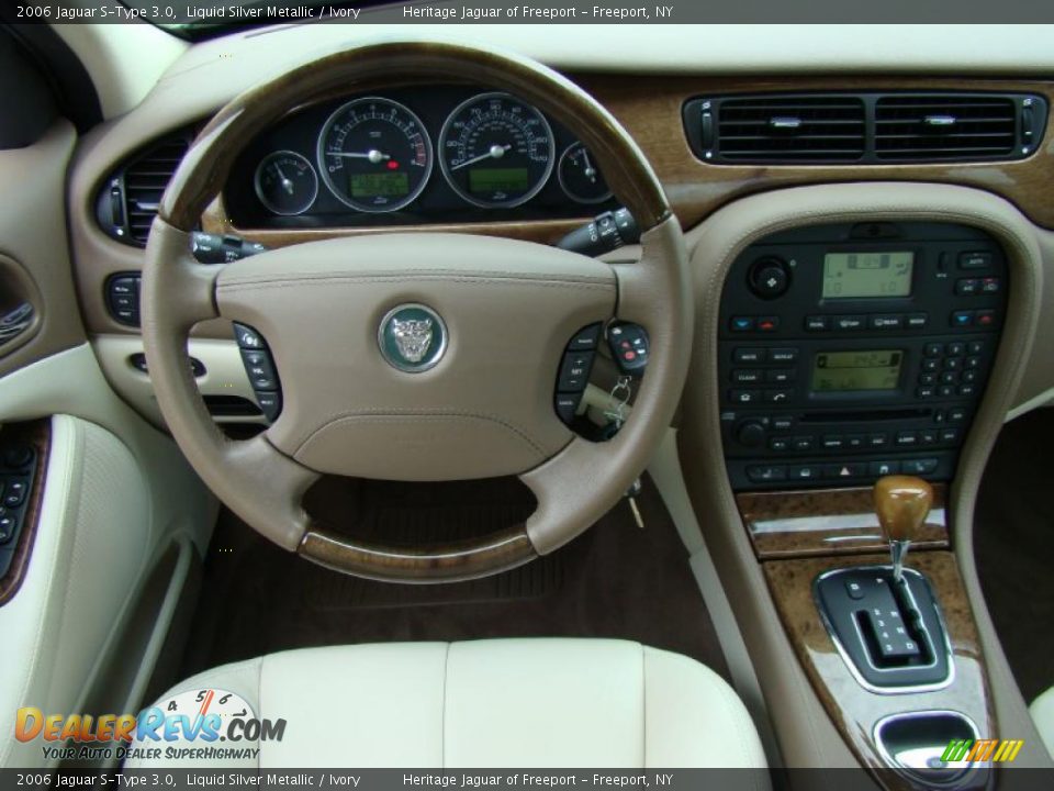 2006 Jaguar S-Type 3.0 Liquid Silver Metallic / Ivory Photo #13