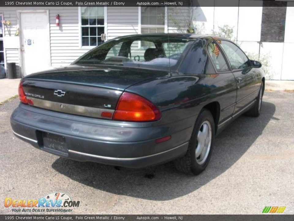 1995 Chevrolet Monte Carlo LS Coupe Polo Green Metallic / Ebony Photo #7