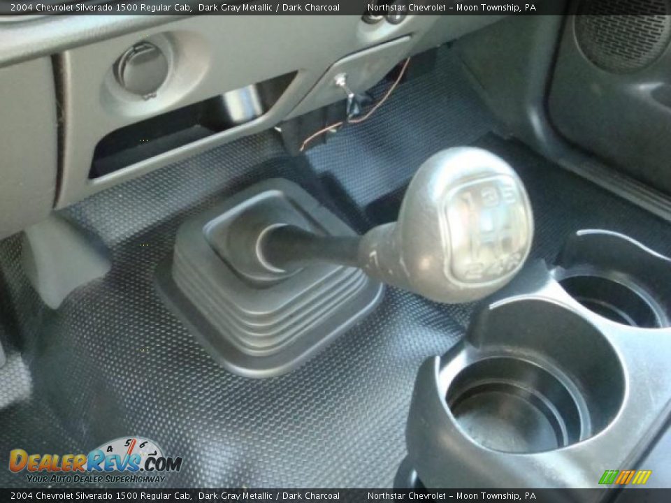 2004 Chevrolet Silverado 1500 Regular Cab Dark Gray Metallic / Dark Charcoal Photo #12