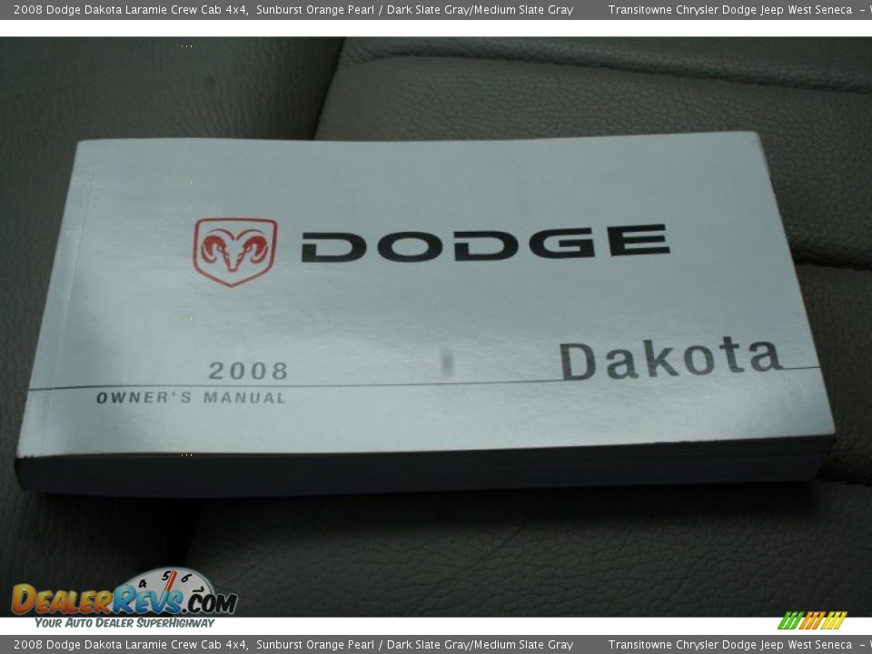 2008 Dodge Dakota Laramie Crew Cab 4x4 Sunburst Orange Pearl / Dark Slate Gray/Medium Slate Gray Photo #4