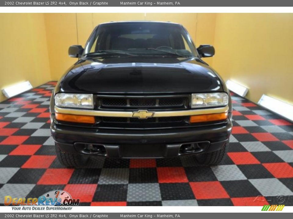 2002 Chevrolet Blazer LS ZR2 4x4 Onyx Black / Graphite Photo #2