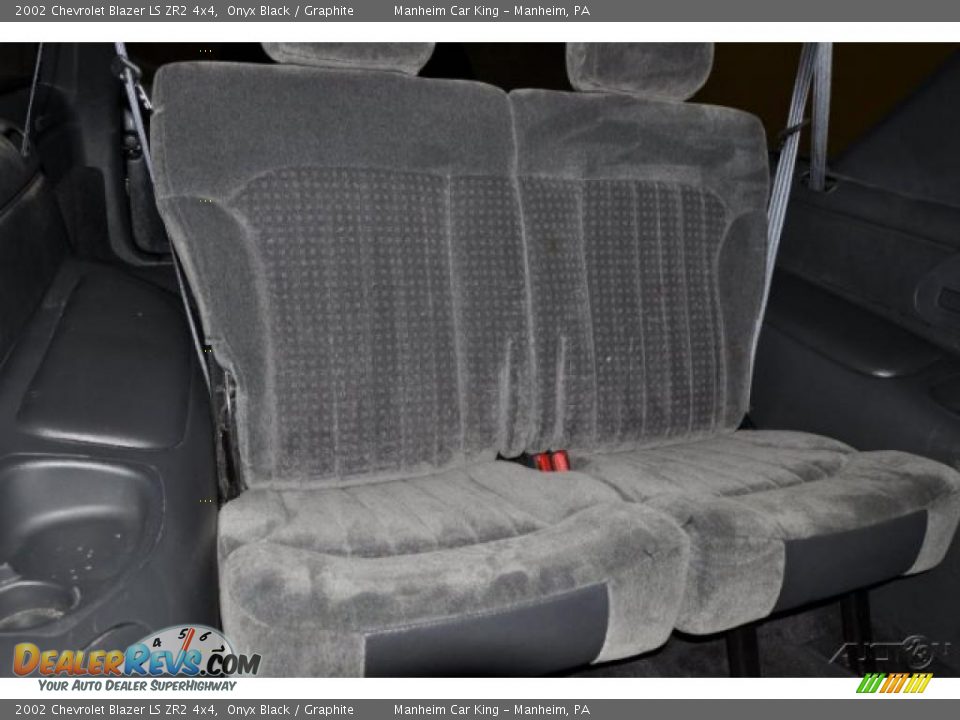 2002 Chevrolet Blazer LS ZR2 4x4 Onyx Black / Graphite Photo #14