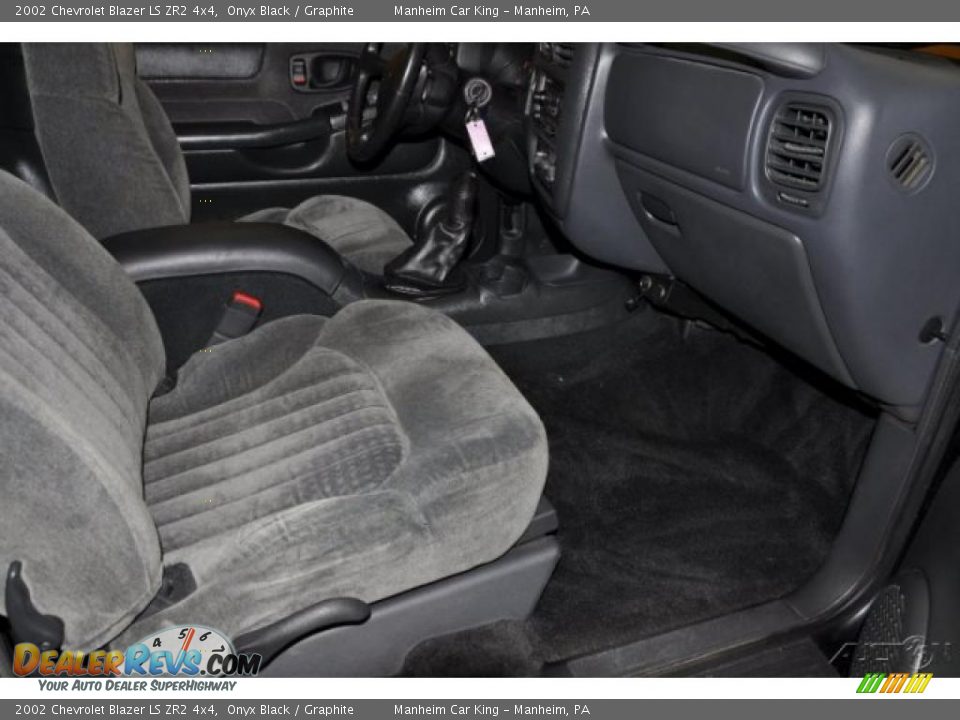 2002 Chevrolet Blazer LS ZR2 4x4 Onyx Black / Graphite Photo #15