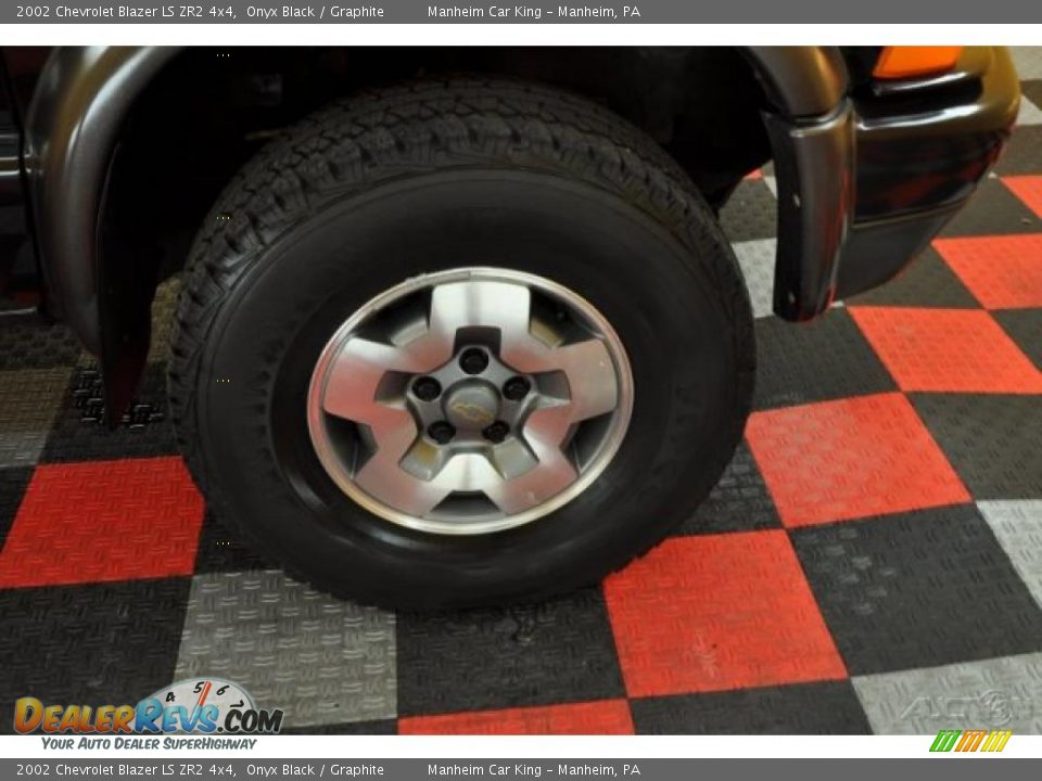 2002 Chevrolet Blazer LS ZR2 4x4 Onyx Black / Graphite Photo #16
