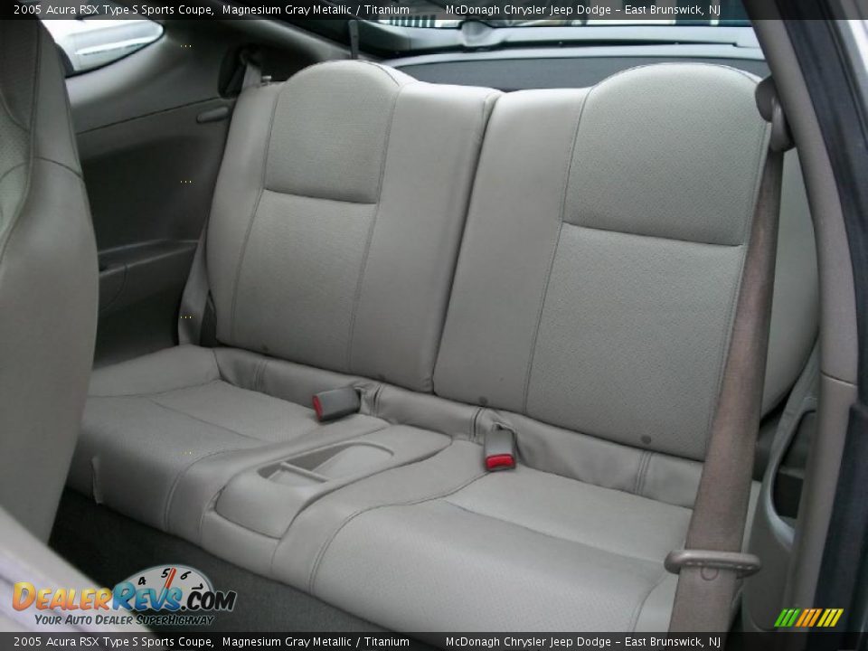 2005 Acura RSX Type S Sports Coupe Magnesium Gray Metallic / Titanium Photo #9