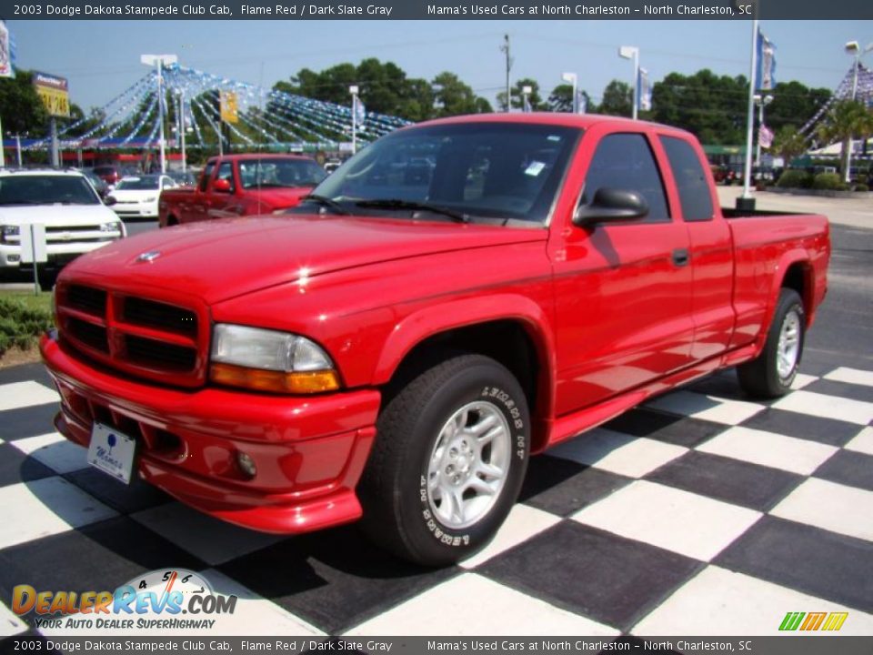 2003 Dodge Dakota Stampede Club Cab Flame Red / Dark Slate Gray Photo #3