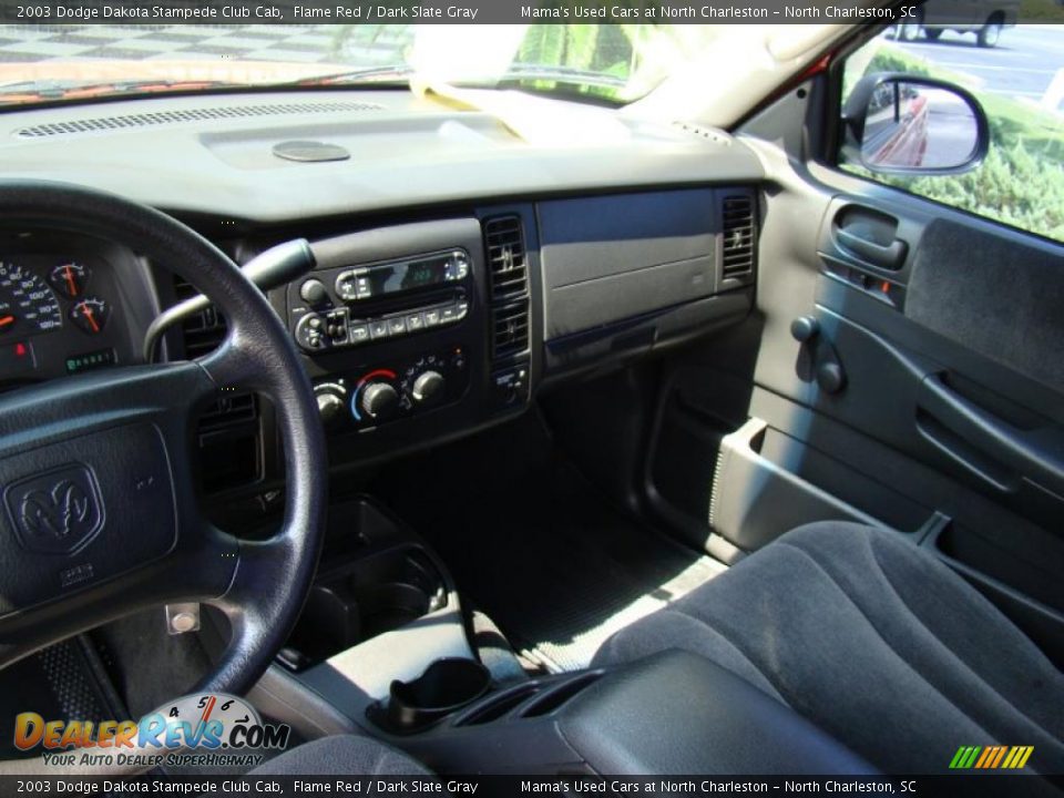 2003 Dodge Dakota Stampede Club Cab Flame Red / Dark Slate Gray Photo #16