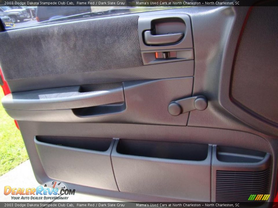 2003 Dodge Dakota Stampede Club Cab Flame Red / Dark Slate Gray Photo #17