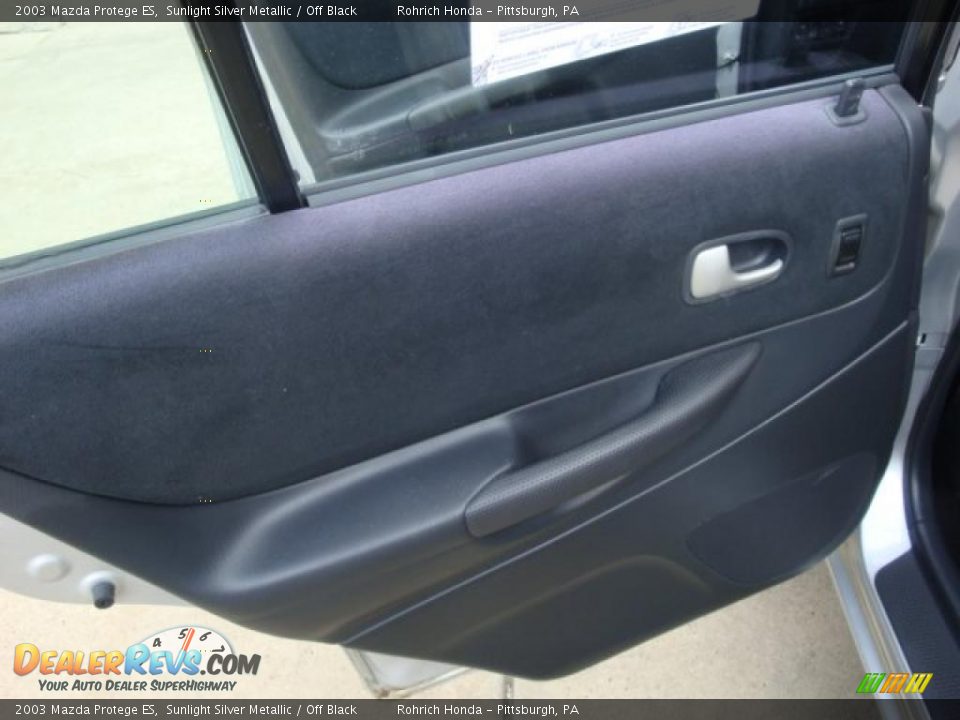 2003 Mazda Protege ES Sunlight Silver Metallic / Off Black Photo #15