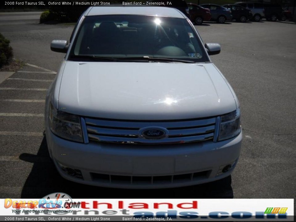 2008 Ford Taurus SEL Oxford White / Medium Light Stone Photo #3