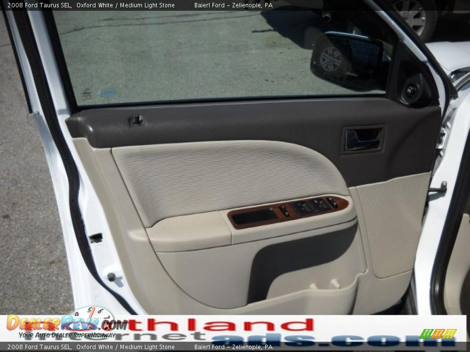 2008 Ford Taurus SEL Oxford White / Medium Light Stone Photo #9