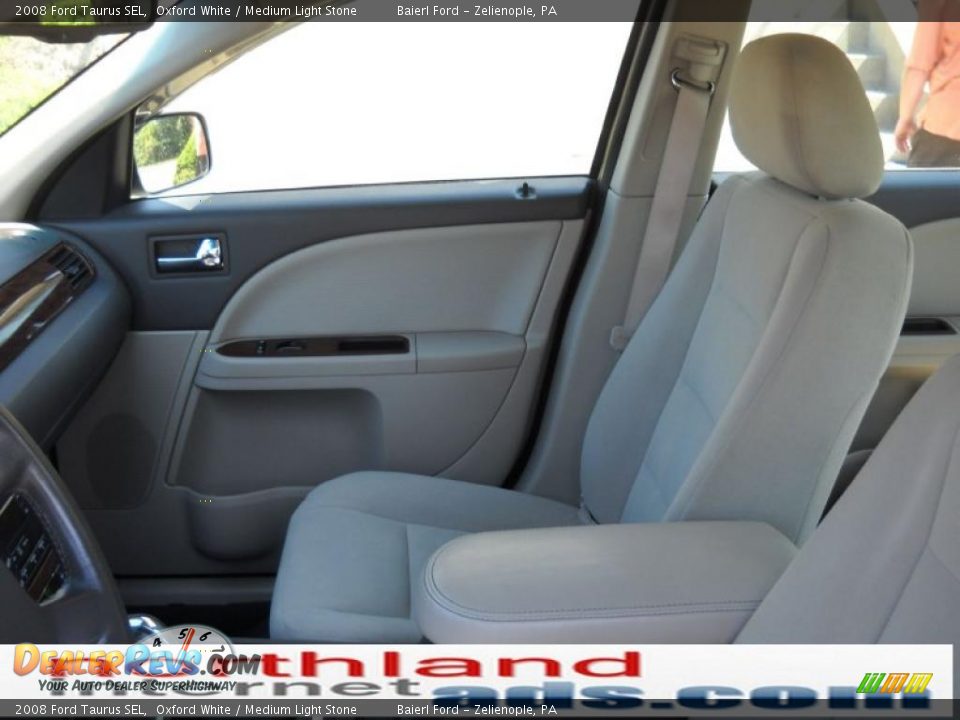 2008 Ford Taurus SEL Oxford White / Medium Light Stone Photo #11