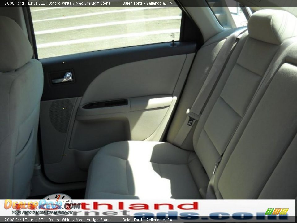 2008 Ford Taurus SEL Oxford White / Medium Light Stone Photo #15