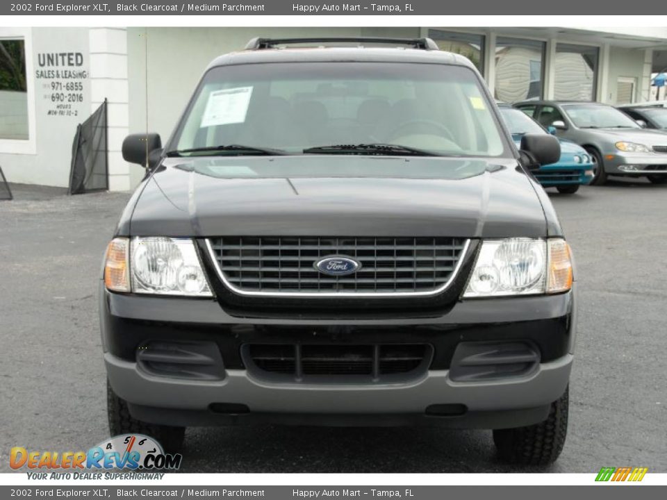 2002 Ford Explorer XLT Black Clearcoat / Medium Parchment Photo #4
