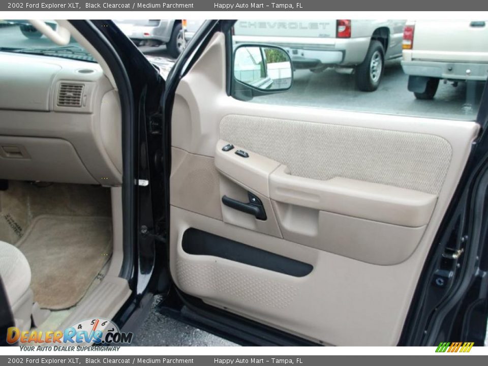 2002 Ford Explorer XLT Black Clearcoat / Medium Parchment Photo #16