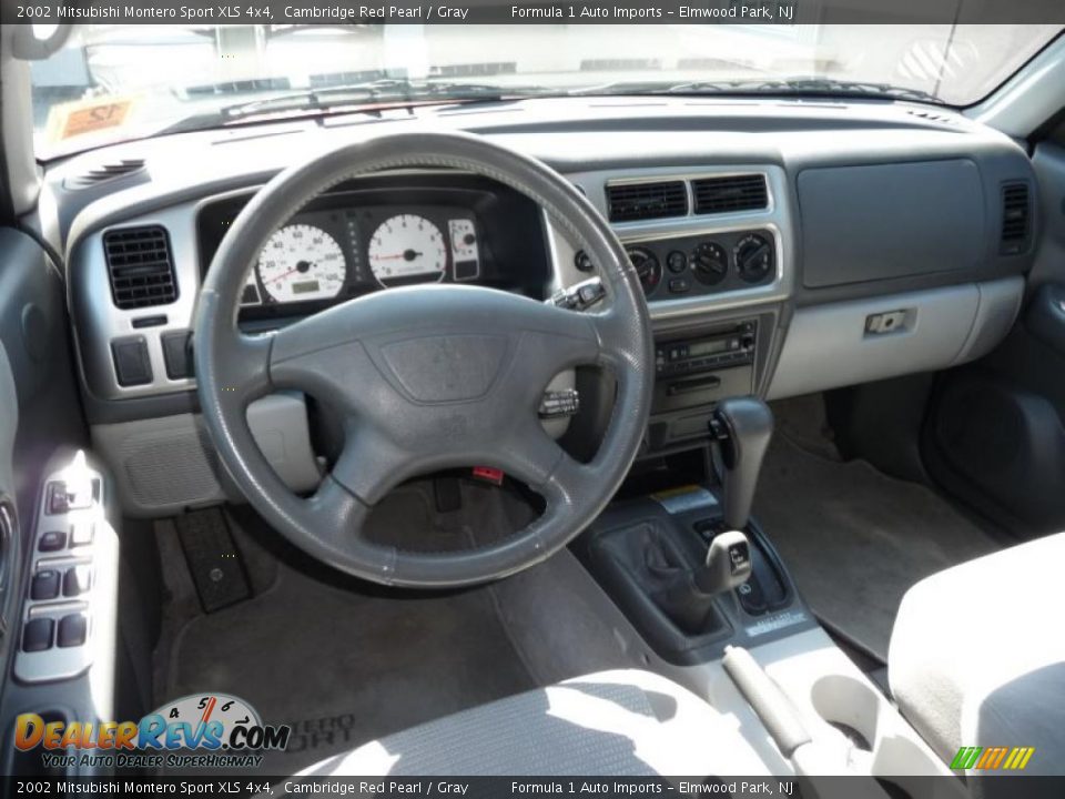 2002 Mitsubishi Montero Sport XLS 4x4 Cambridge Red Pearl / Gray Photo #4