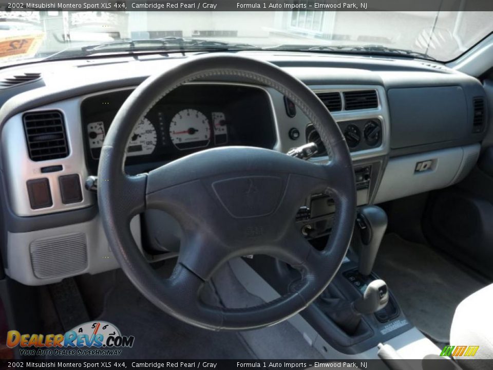 2002 Mitsubishi Montero Sport XLS 4x4 Cambridge Red Pearl / Gray Photo #13