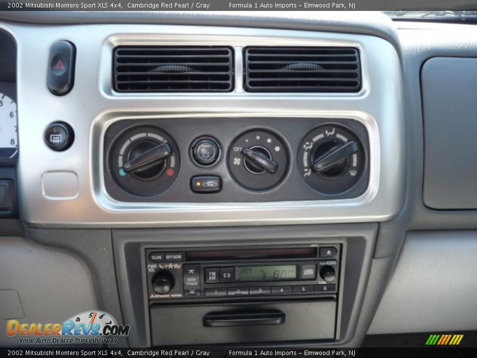 2002 Mitsubishi Montero Sport XLS 4x4 Cambridge Red Pearl / Gray Photo #15