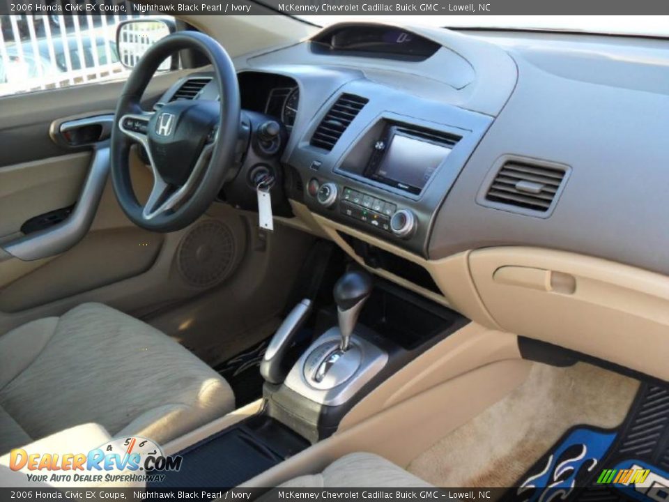 2006 Honda Civic EX Coupe Nighthawk Black Pearl / Ivory Photo #18