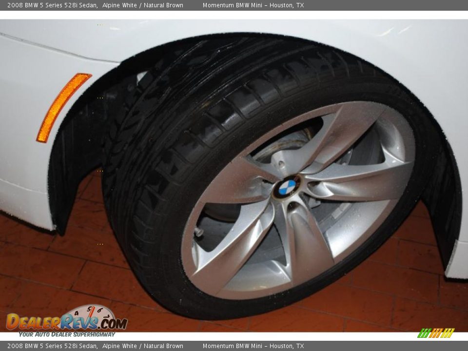 2008 BMW 5 Series 528i Sedan Alpine White / Natural Brown Photo #18