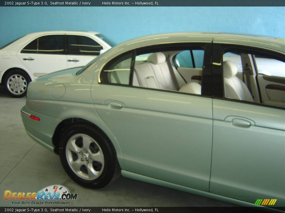 2002 Jaguar S-Type 3.0 Seafrost Metallic / Ivory Photo #5