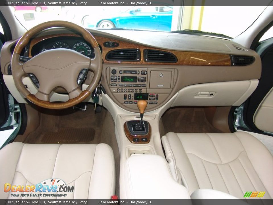2002 Jaguar S-Type 3.0 Seafrost Metallic / Ivory Photo #8